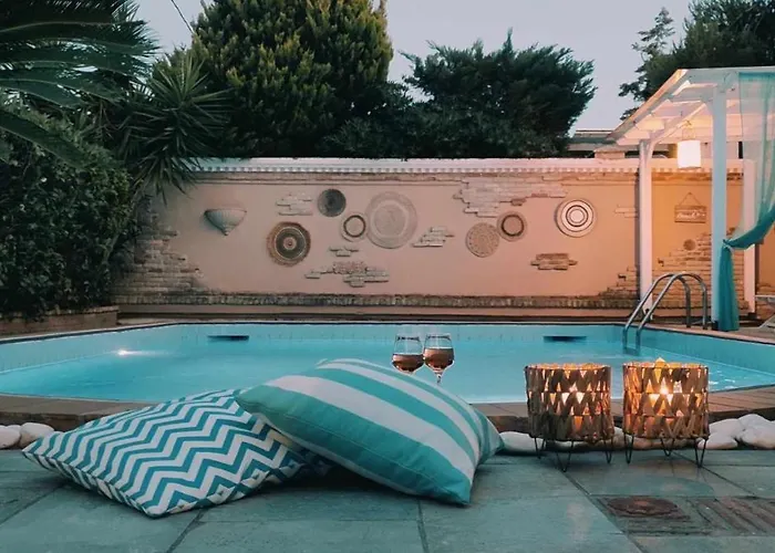 Thepoolhouse Artemida