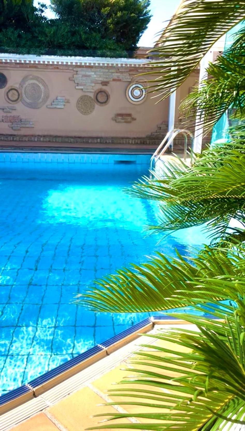 Thepoolhouse Artemida