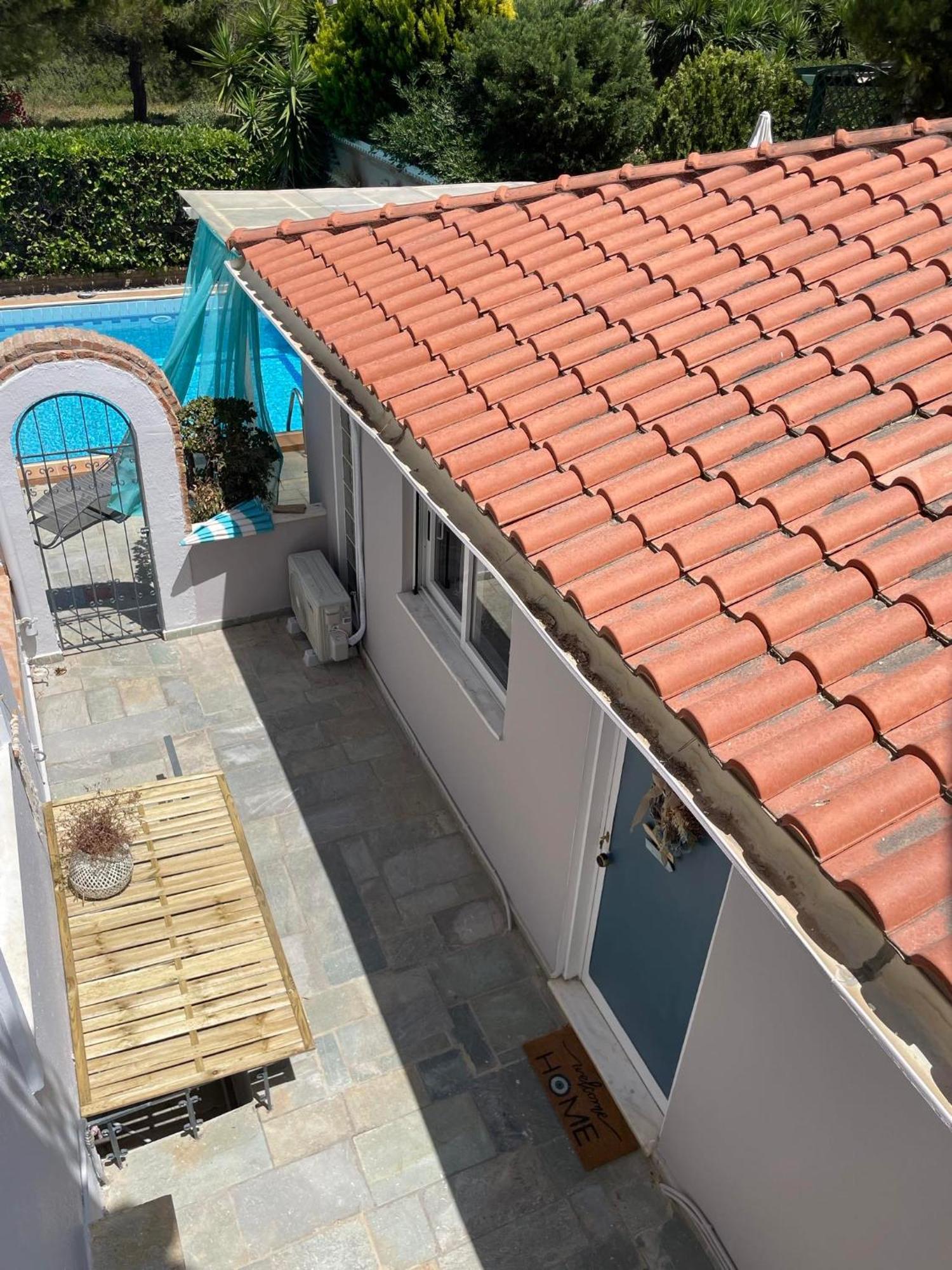 Holiday home Thepoolhouse Artemida