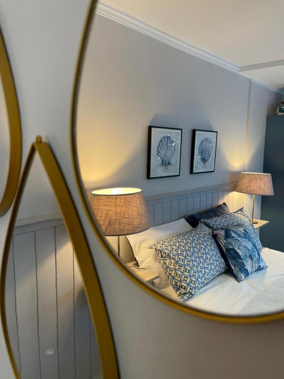 Thepoolhouse Artemida *