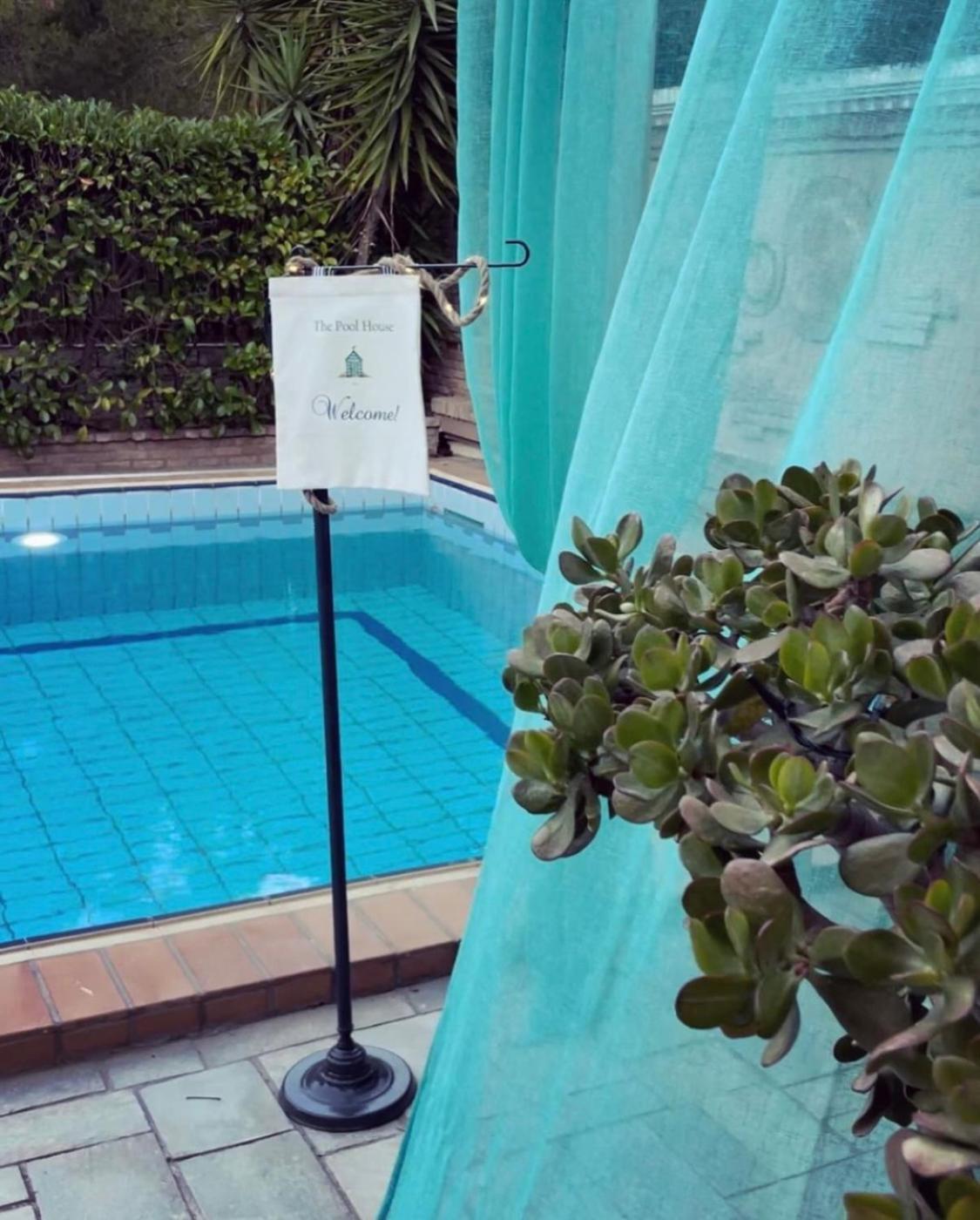 Thepoolhouse Artemida *